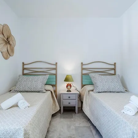 Tropical Chic In San Pedro - San Marino Iii Apartment *